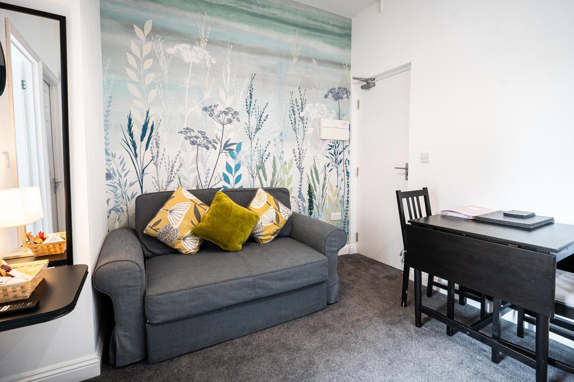 Апартаменты Emerald Delightful Moseley Mews, By Staystaycations